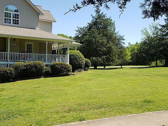 wrap around porch! 