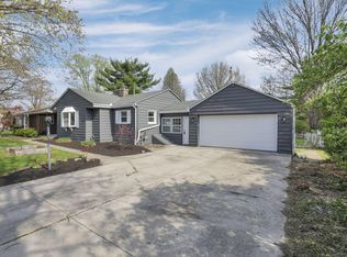 2340 Charlemagne St, Grove City, OH 43123