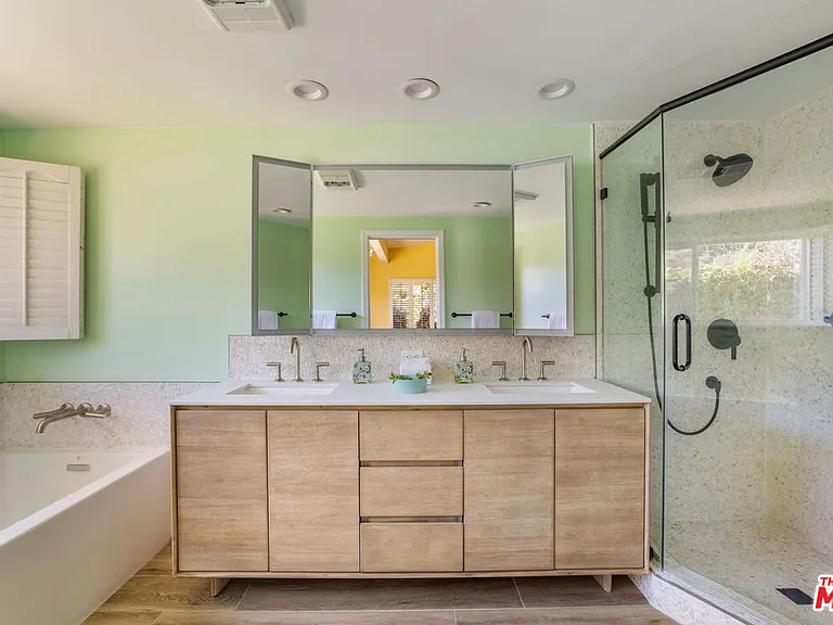 1336 Bienveneda Ave — Photo 24
