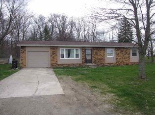 614 Circle Dr, Albion, IN