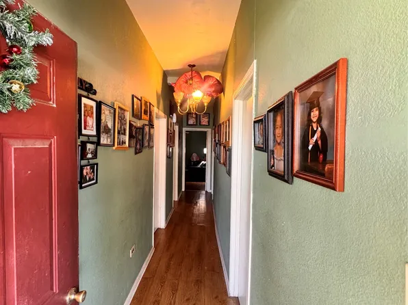 406 S Wilson St, Kaufman, TX 75142