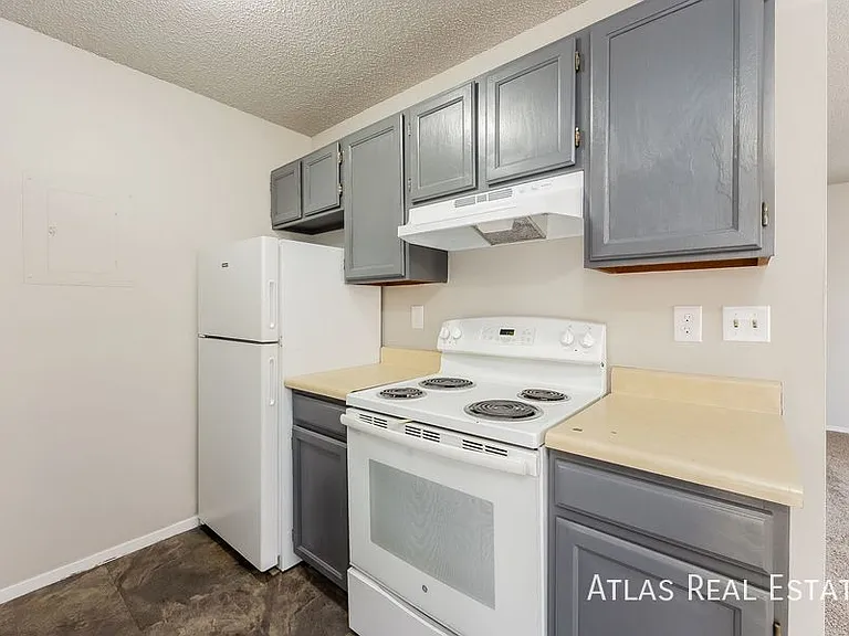 5535 Bonita Village Rd — Photo 7