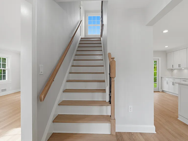 1 Bevan Pl — Photo 19