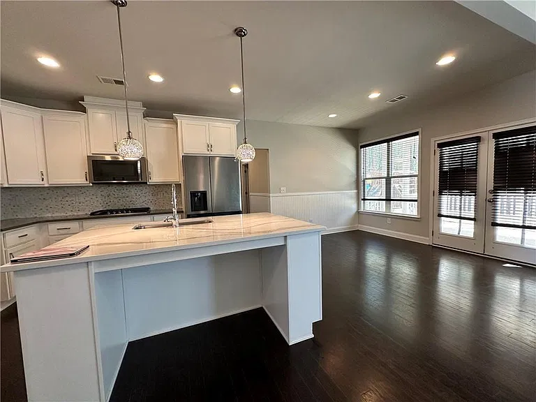 3253 Cavendish Ct — Photo 10