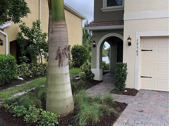 2nd image of 12565 Laurel Cove Dr