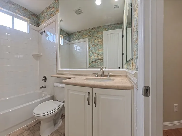 1274 Calcione Dr — Photo 31