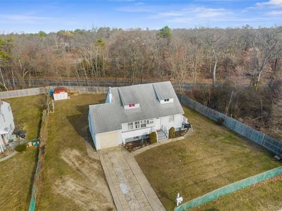 9 Farragut Avenue, Bay Shore, NY, 11706