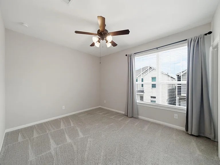 10009 Granary Dr — Photo 10