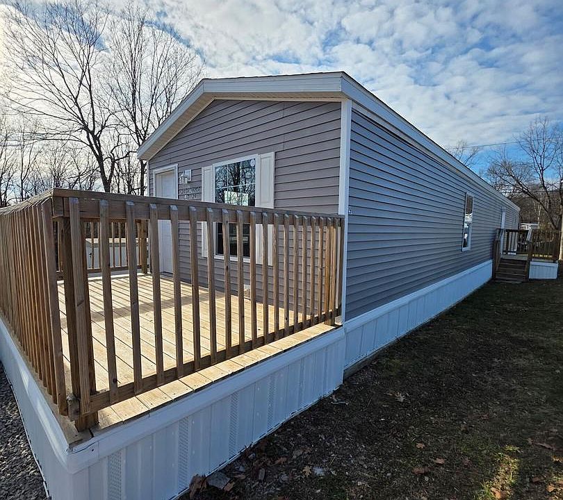 1st image of 20 S Kenny Dr