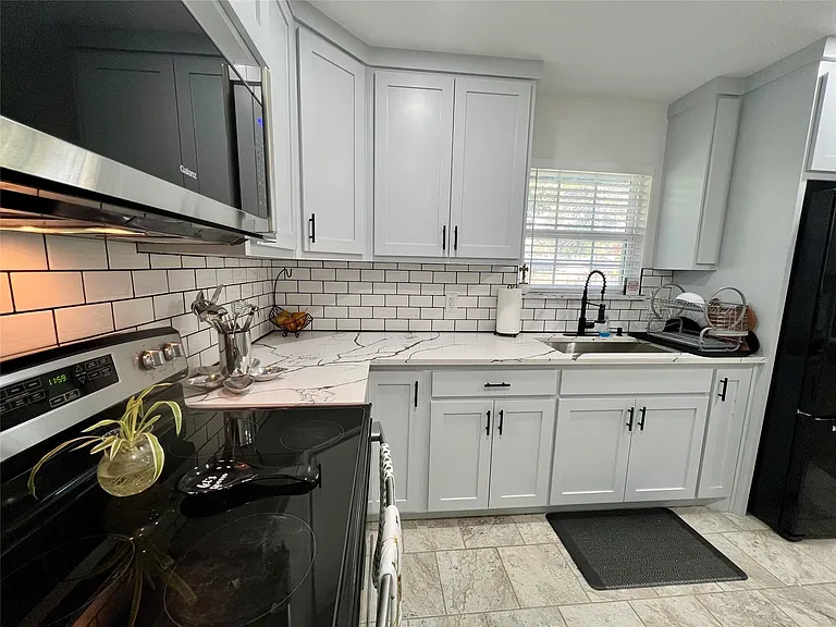 1113 Eric Ave — Photo 14