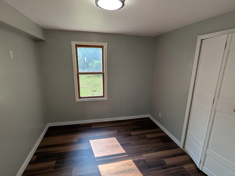 901 S Creve Coeur Ave #2 — Photo 12