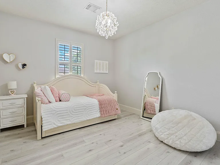 7603 Hogan Bridge Ct — Photo 33