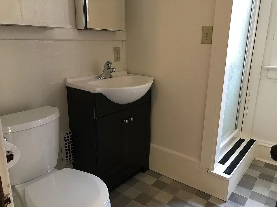 1st image of 44 Isham St #2
