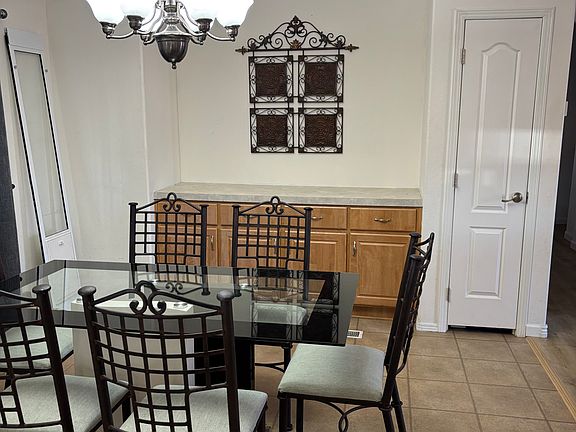 4th image of 173 W Bonanza Cir