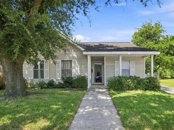 1715 Brewster St, Houston, TX 77020