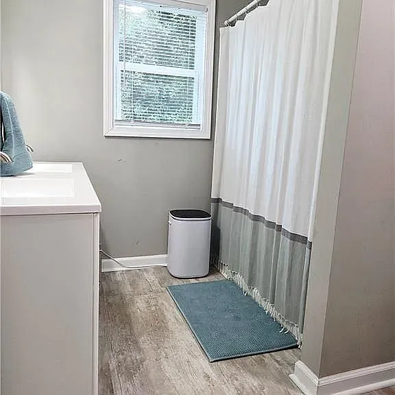 194 Park Dr — Photo 16