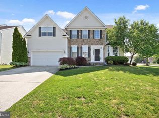 77 Deer Horn Dr, Mount Royal, NJ 08061