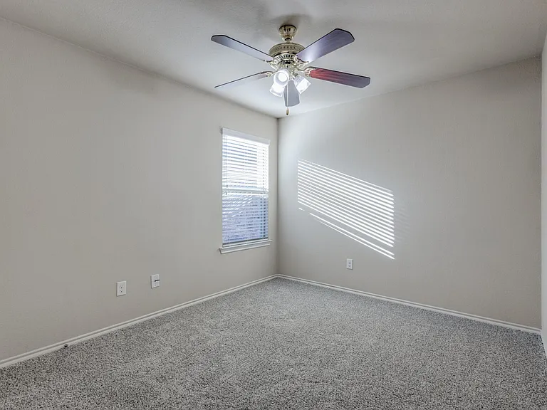 1309 Jasper Xing — Photo 10
