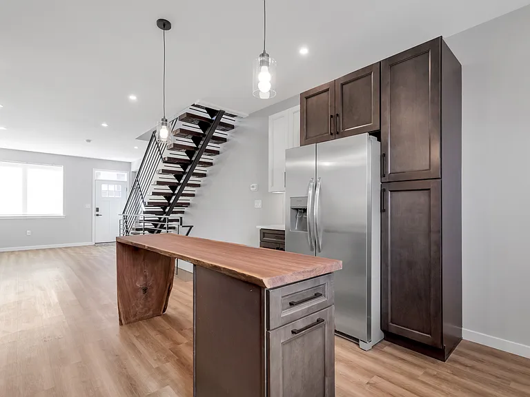 2635 W Sterner St — Photo 9