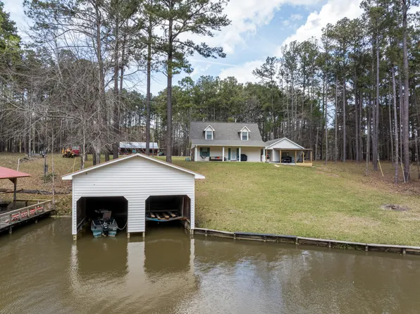 8 Lake Eddins 16388, Laurel, MS 39347
