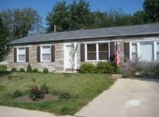 310 Belmont Dr, Romeoville, IL 60446