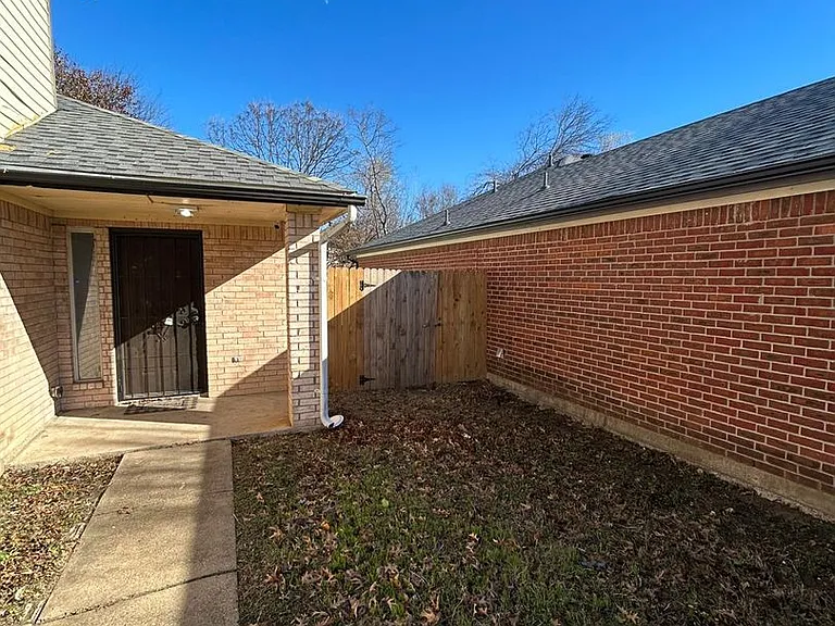 3408 Poplar Springs Ln — Photo 4