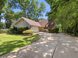 307 W Schaumburg Rd, Streamwood, IL 60107