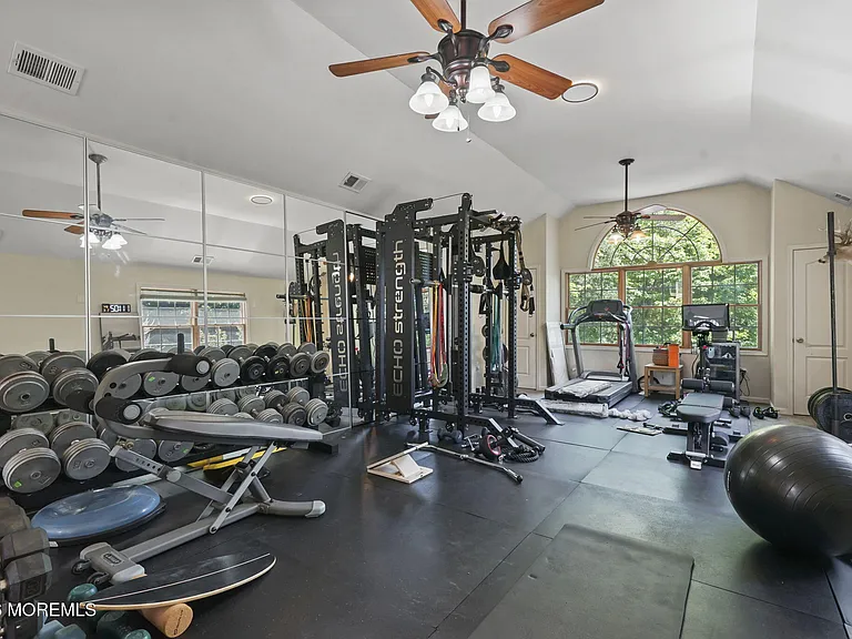 710 Hopping Rd — Photo 18