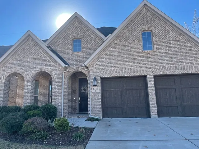 4 bed, 2799 sqft, $3,495 — Photo 4