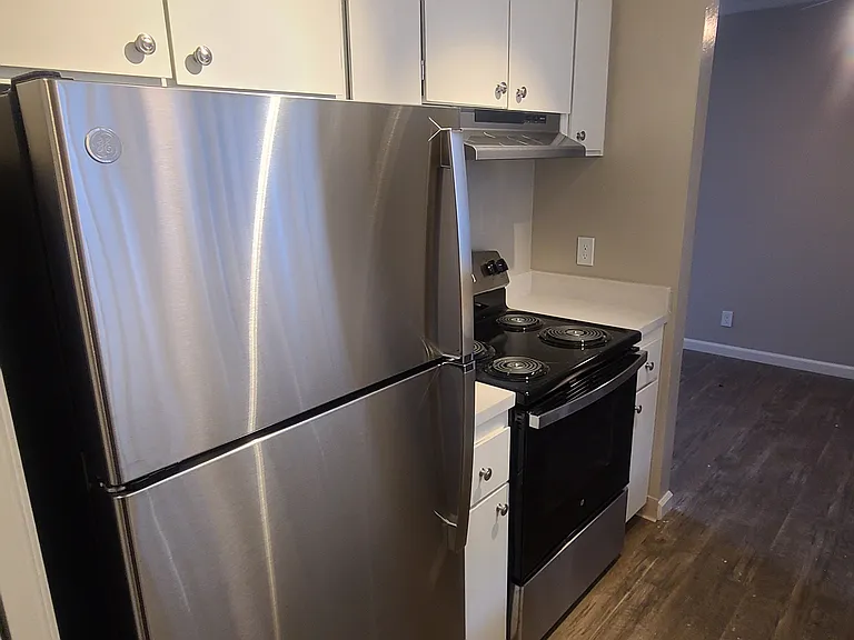 Tropic Sands Apartments — Photo 38