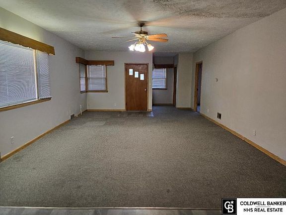 3rd image of 1320 Lincoln St