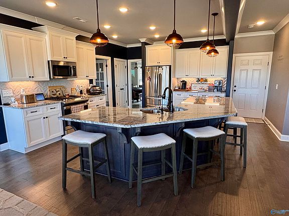 2nd image of 141 Stonycrossing Rd