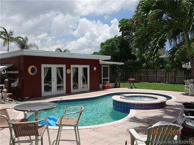 2nd image of 4310 NW 10th St