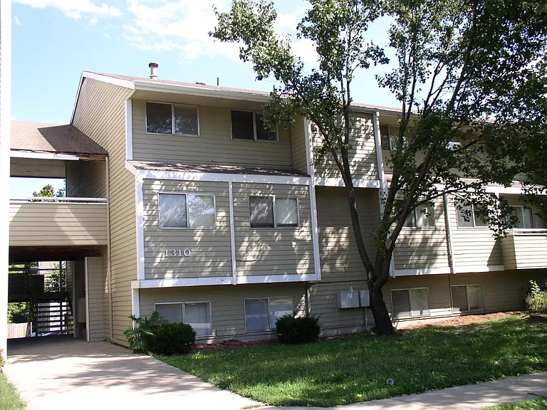 1310 Kentucky St #9 — Photo 1