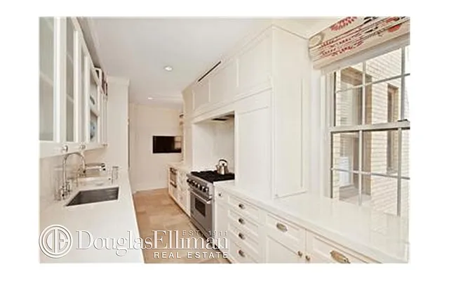 Sold by Douglas Elliman | media 6