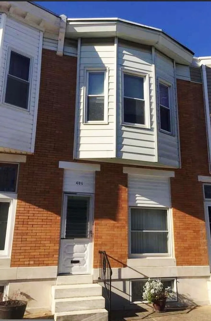 Charming 4BR House in Baltimore — Photo 1