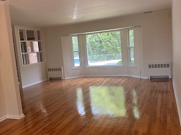 3rd image of 144 Asbury Ave
