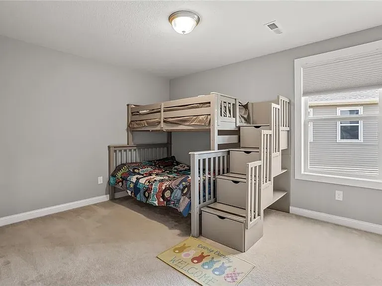 Upper level bedroom 2