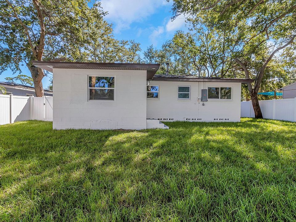 1st image of 2710 Boca Ciega Dr N