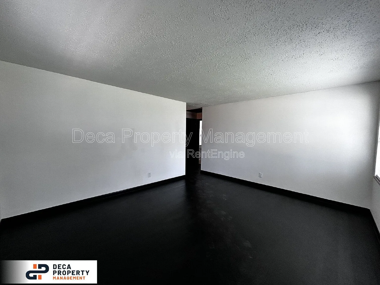 3 bed, 1.0 bath, 1064 sqft, $1,210 — Photo 3