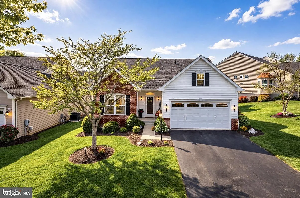 5915 Jacobean Pl photo 1