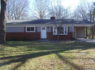 322 S Magnolia St, Mooresville, NC 28115