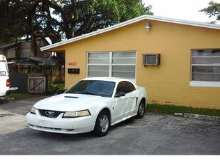 4420 SW 21st St #1, Fort Lauderdale, FL 33317