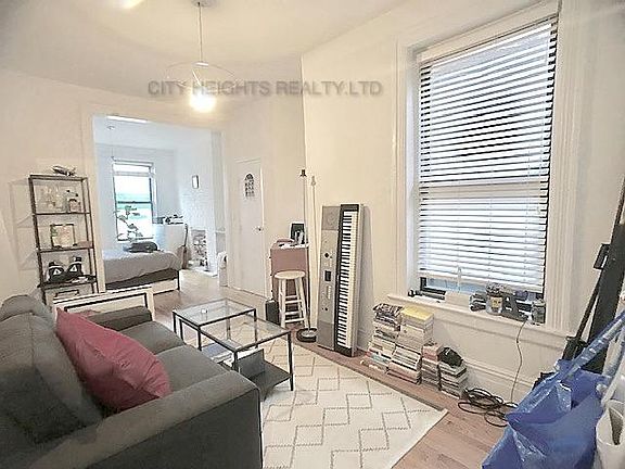 3rd image of 211 E 10th St APT 13