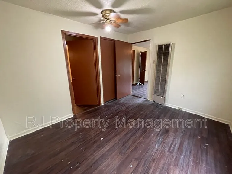 3831 Egypt Central Rd — Photo 9