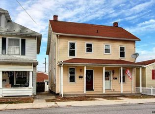 281 3rd St, Hanover, PA 17331