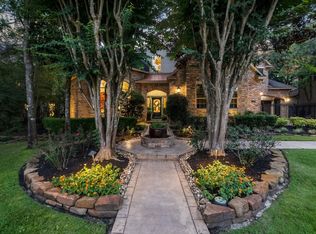 11 Hunnewell Way, Spring, TX 77382