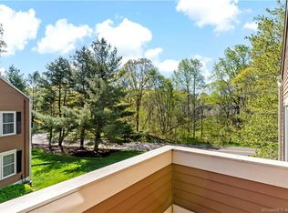 16 Foxbridge Village Rd UNIT 16, Branford, CT 06405