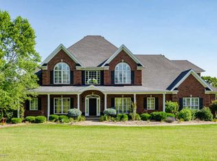 2306 Old Field Dr, La Grange, KY 40031