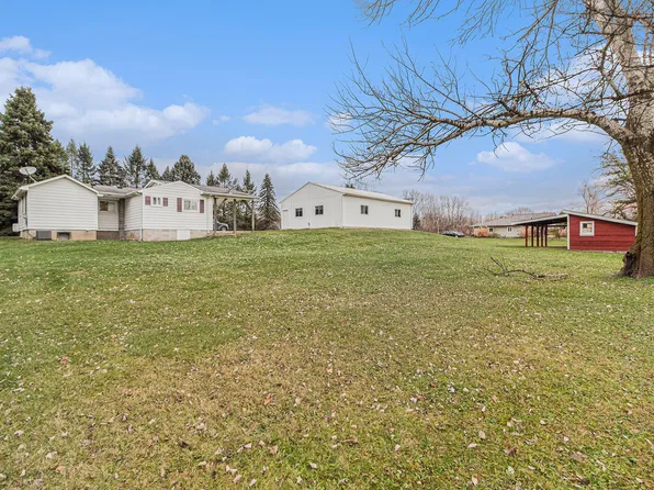5088 Wright Rd, Milan, MI 48160
